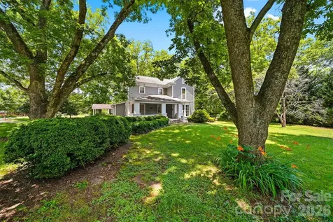 902 N Ashe Avenue Newton NC 28658