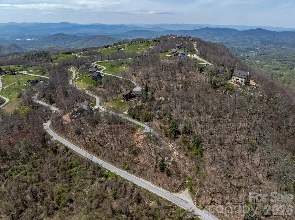 370 Autumn Ridge Lane Hendersonville NC 28792