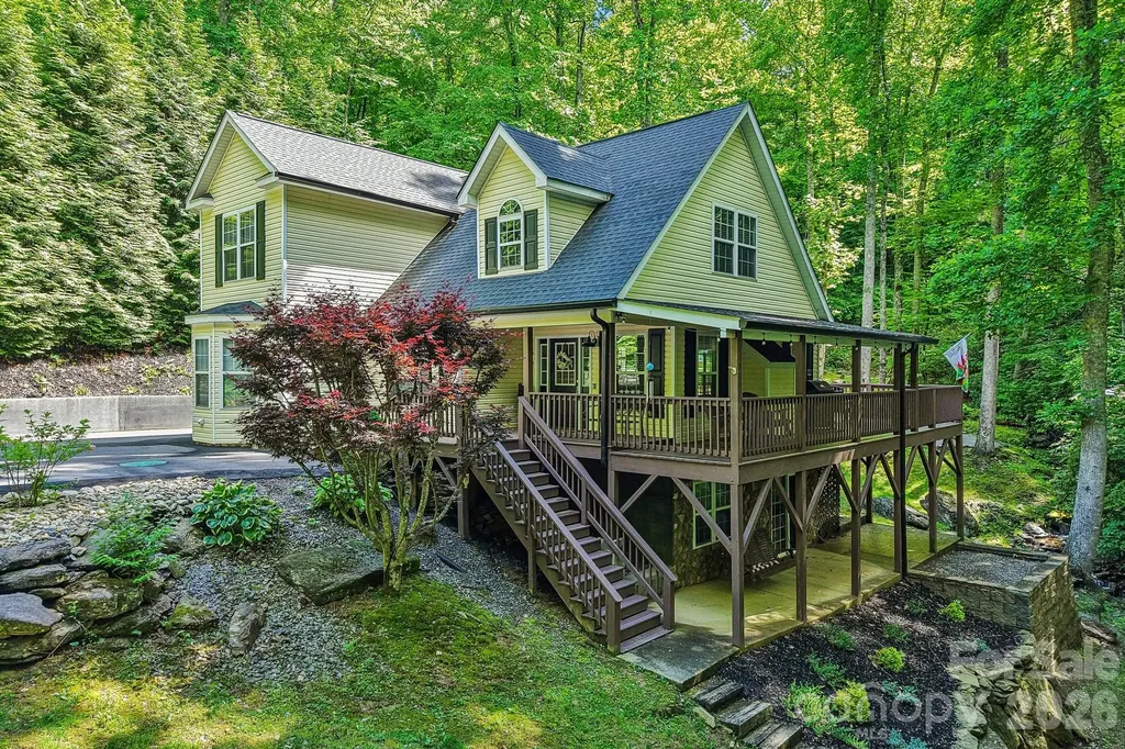 Maggie Valley NC, 1264 Dogwood Drive