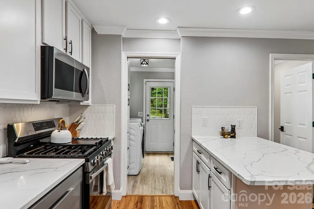1264 Dogwood Drive Maggie Valley NC 28751