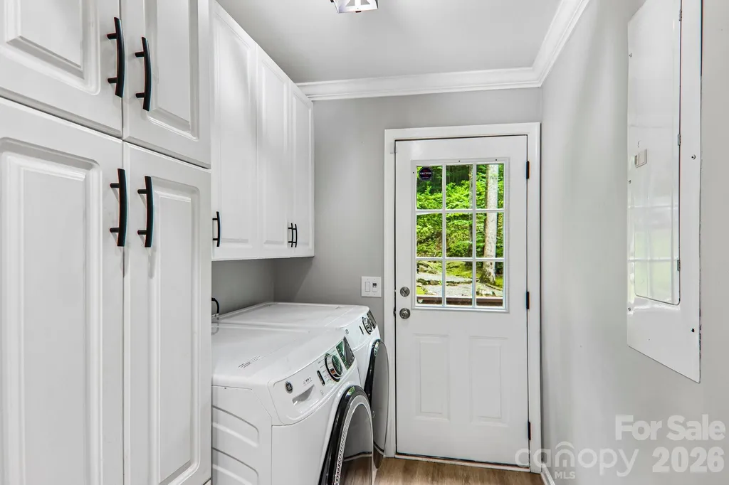 1264 Dogwood Drive Maggie Valley NC 28751