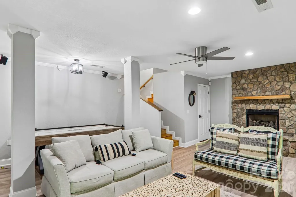 1264 Dogwood Drive Maggie Valley NC 28751
