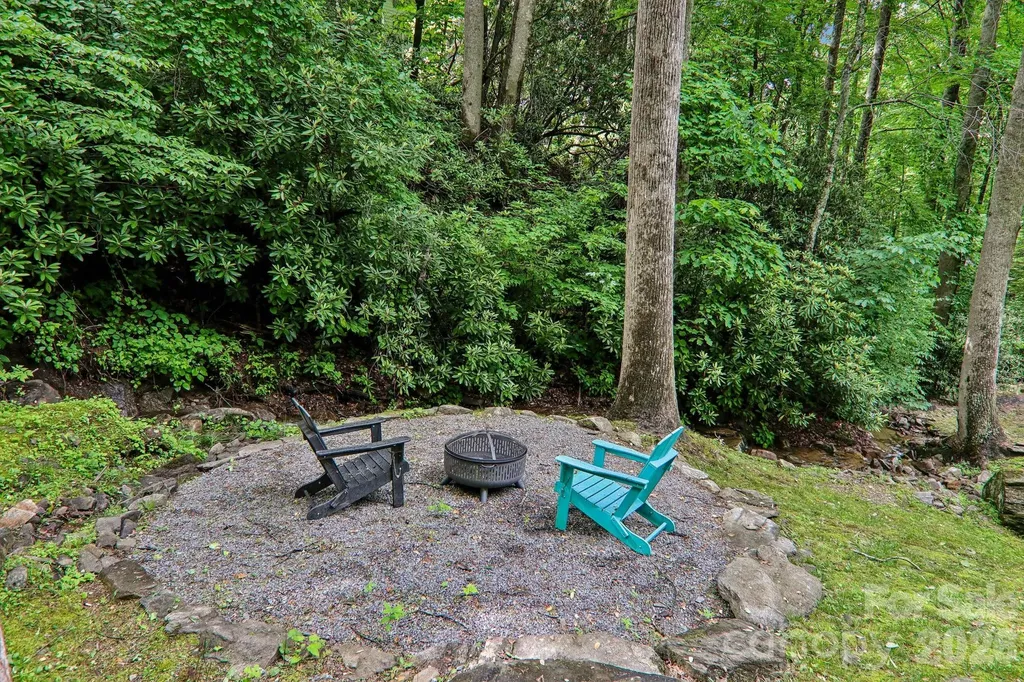 1264 Dogwood Drive Maggie Valley NC 28751