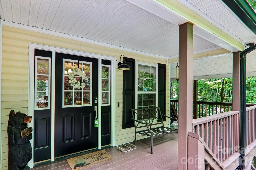1264 Dogwood Drive Maggie Valley NC 28751