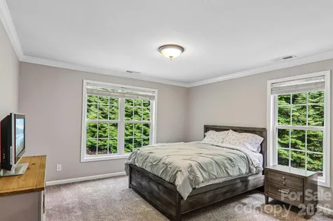 1264 Dogwood Drive Maggie Valley NC 28751