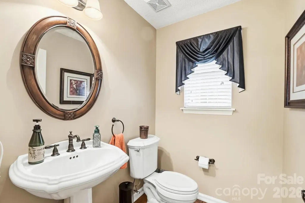 6000 Carriage Oaks Drive Charlotte NC 28262