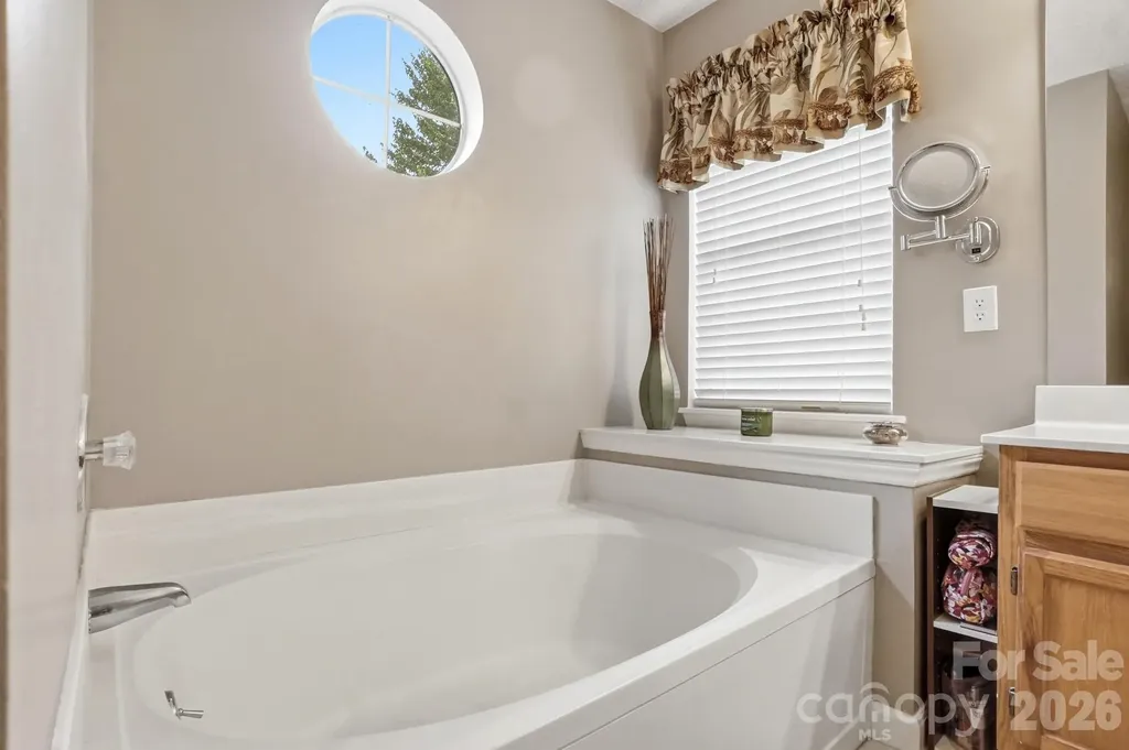 6000 Carriage Oaks Drive Charlotte NC 28262