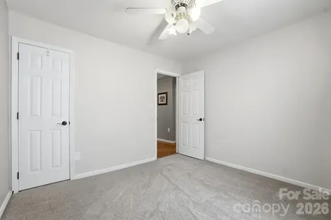 6000 Carriage Oaks Drive Charlotte NC 28262