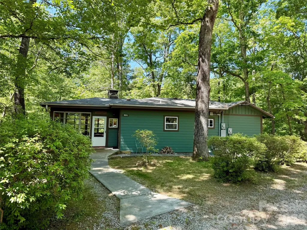 Flat Rock NC, 10 Lakemont Cottage Trail, Unit 10A