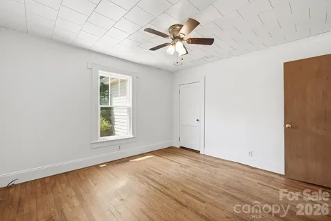 2308 11th Avenue NE Hickory NC 28601