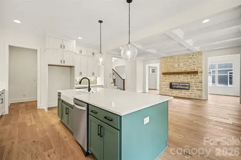 1041 Sage Pine Circle Clover SC 29710