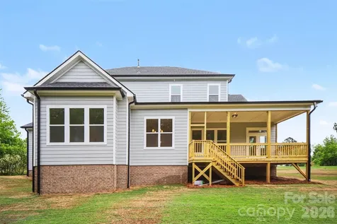 1041 Sage Pine Circle Clover SC 29710