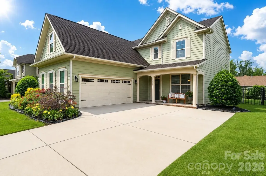 17516 Austins Creek Drive Charlotte NC 28278