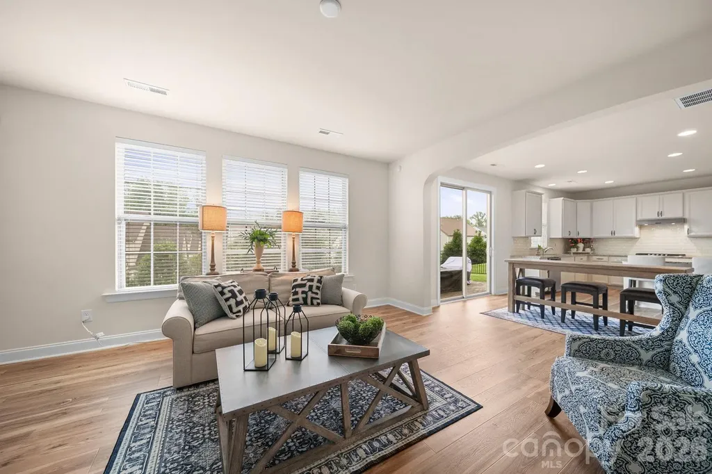 17516 Austins Creek Drive Charlotte NC 28278