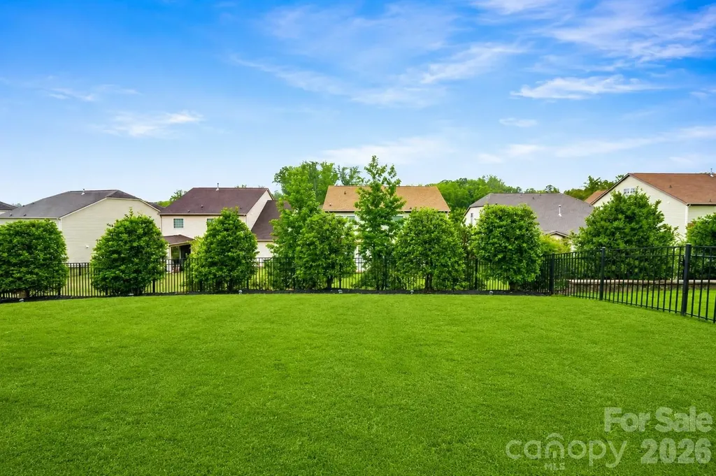 17516 Austins Creek Drive Charlotte NC 28278