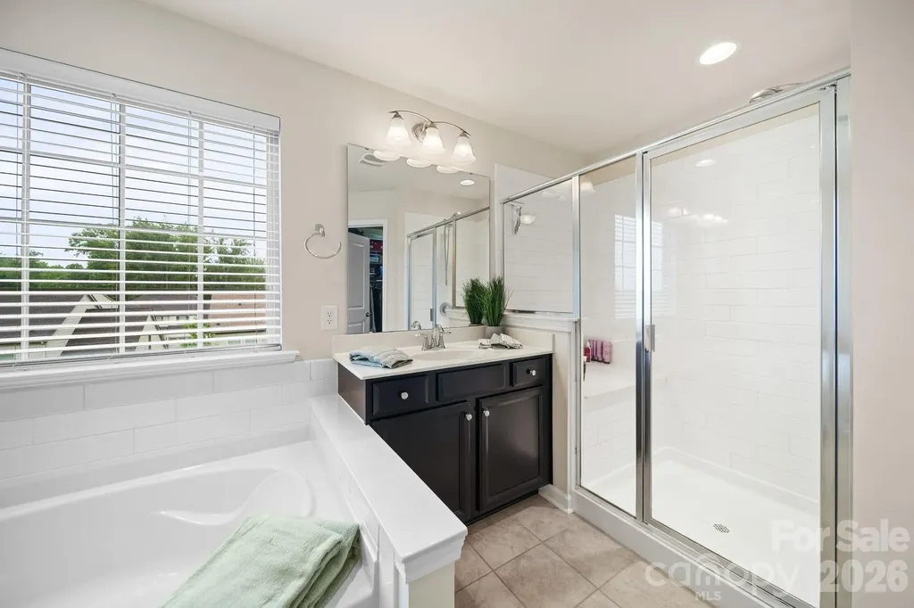 17516 Austins Creek Drive Charlotte NC 28278
