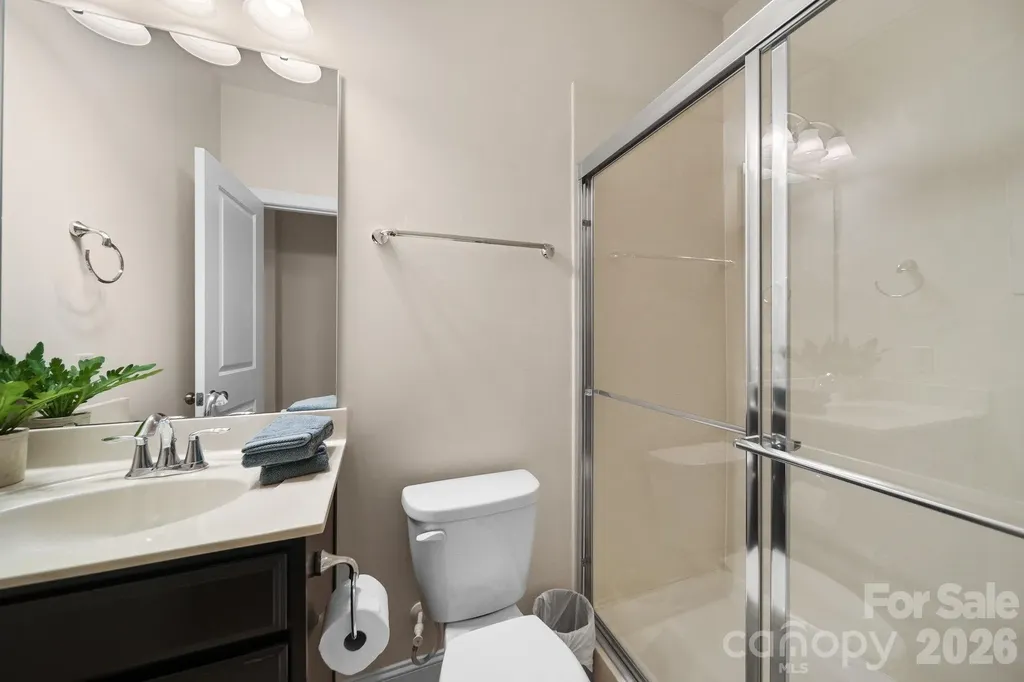 17516 Austins Creek Drive Charlotte NC 28278