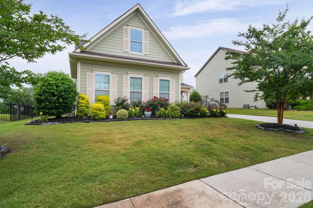17516 Austins Creek Drive Charlotte NC 28278