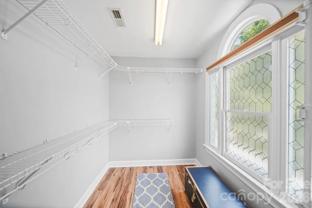 8513 Middleton Circle Harrisburg NC 28075