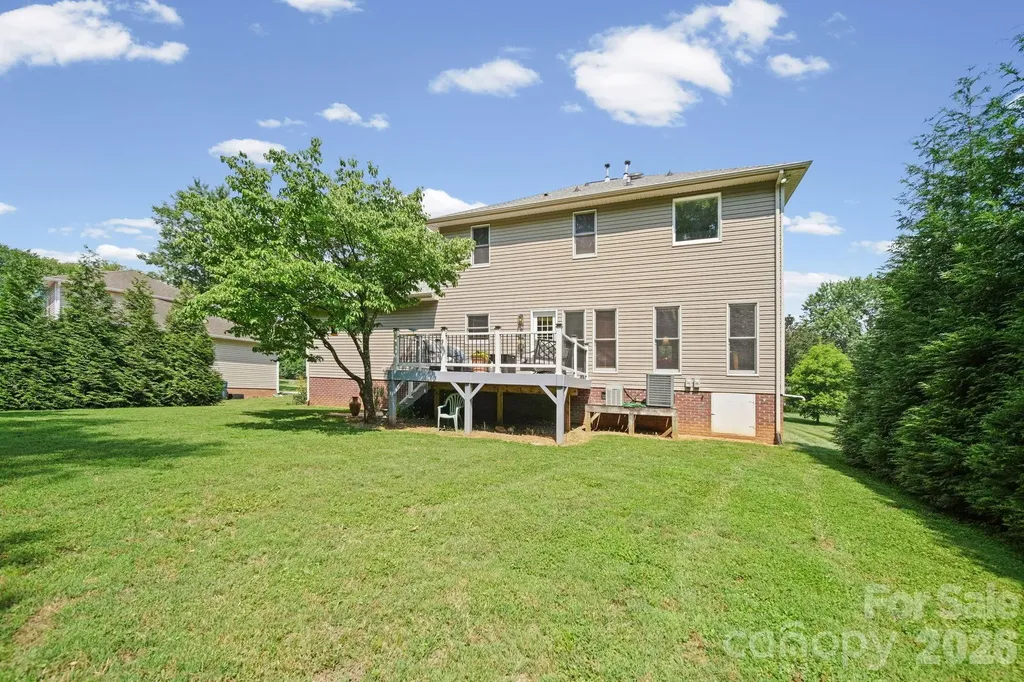 8513 Middleton Circle Harrisburg NC 28075