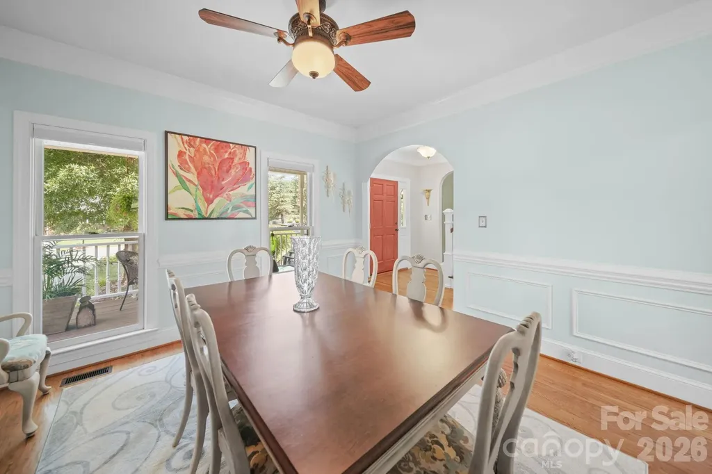 8513 Middleton Circle Harrisburg NC 28075