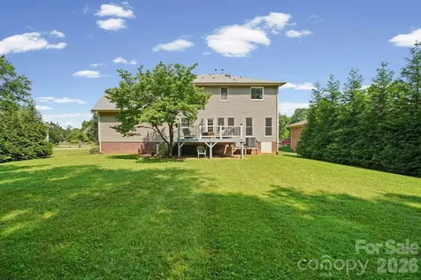 8513 Middleton Circle Harrisburg NC 28075