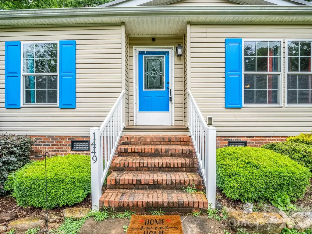 1449 Toney Road Bostic NC 28018