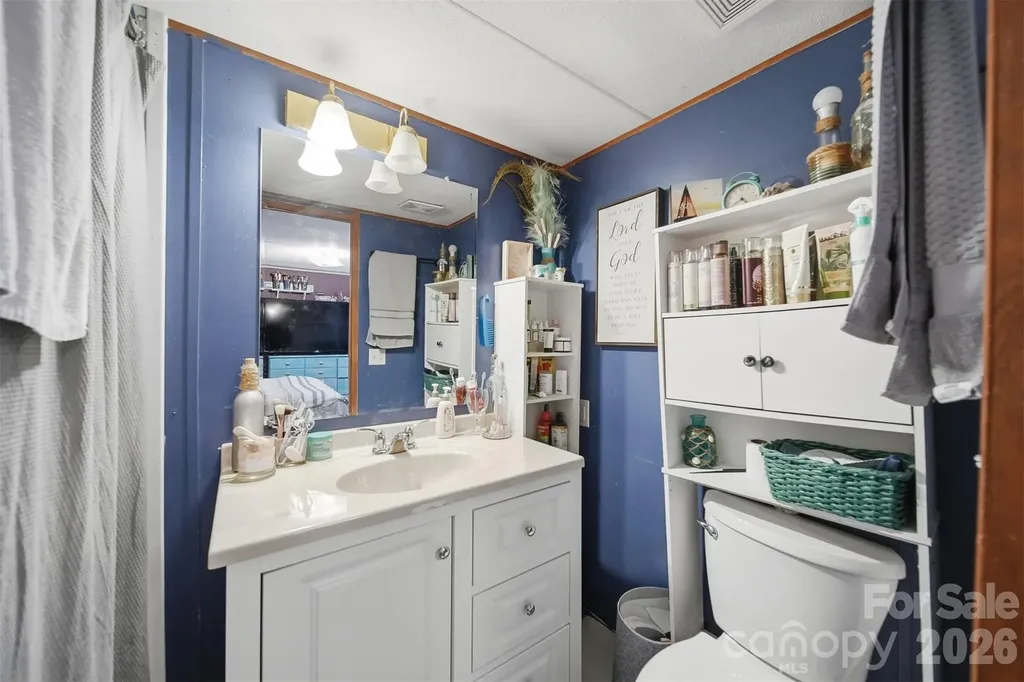 5929 Mourglea Avenue Connelly Springs NC 28612