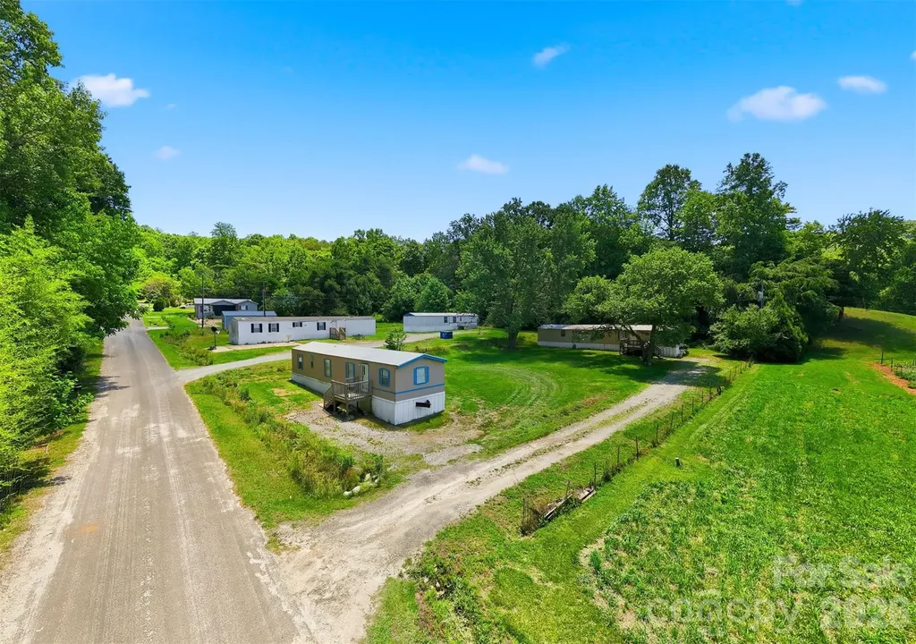 5929 Mourglea Avenue Connelly Springs NC 28612