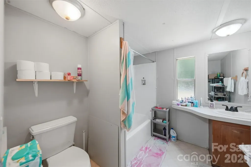 5929 Mourglea Avenue Connelly Springs NC 28612