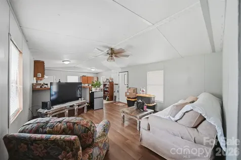 5929 Mourglea Avenue Connelly Springs NC 28612