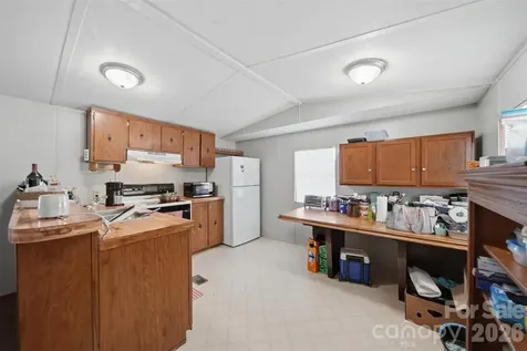 5929 Mourglea Avenue Connelly Springs NC 28612