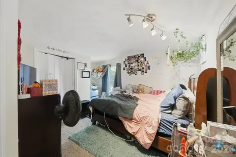 5929 Mourglea Avenue Connelly Springs NC 28612