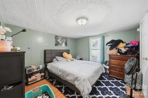 5929 Mourglea Avenue Connelly Springs NC 28612