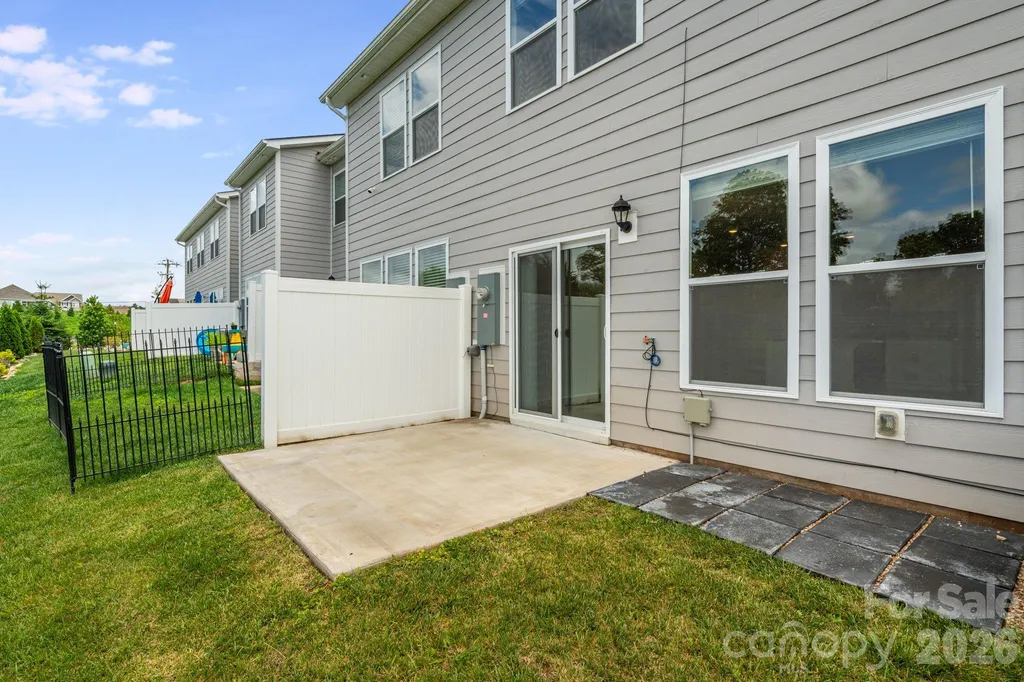 124 Creekview Road Hendersonville NC 28791