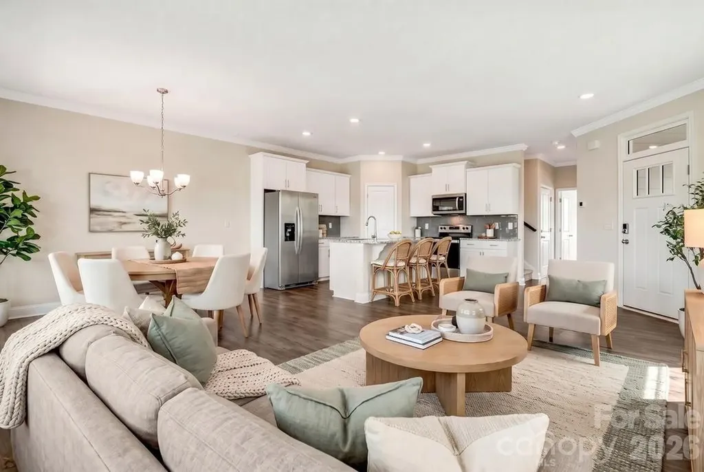 124 Creekview Road Hendersonville NC 28791
