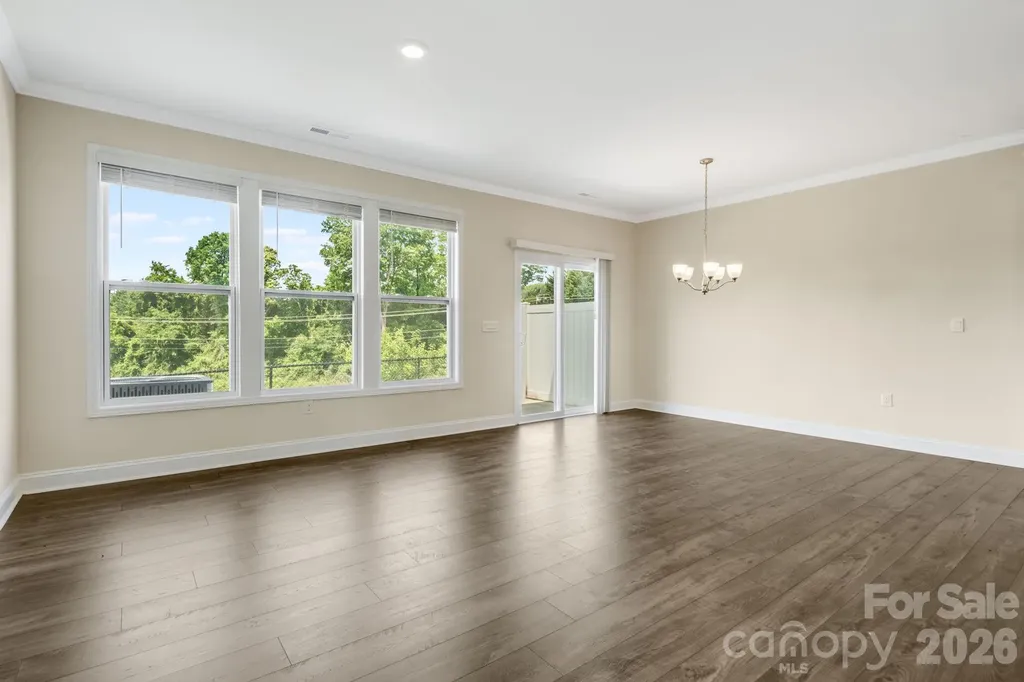 124 Creekview Road Hendersonville NC 28791