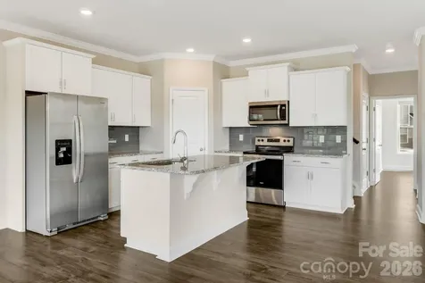 124 Creekview Road Hendersonville NC 28791