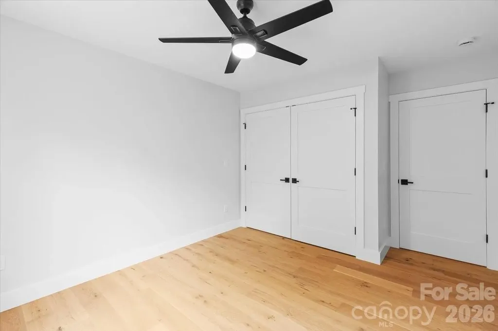 8 Wildwood Park Knoll Weaverville NC 28787