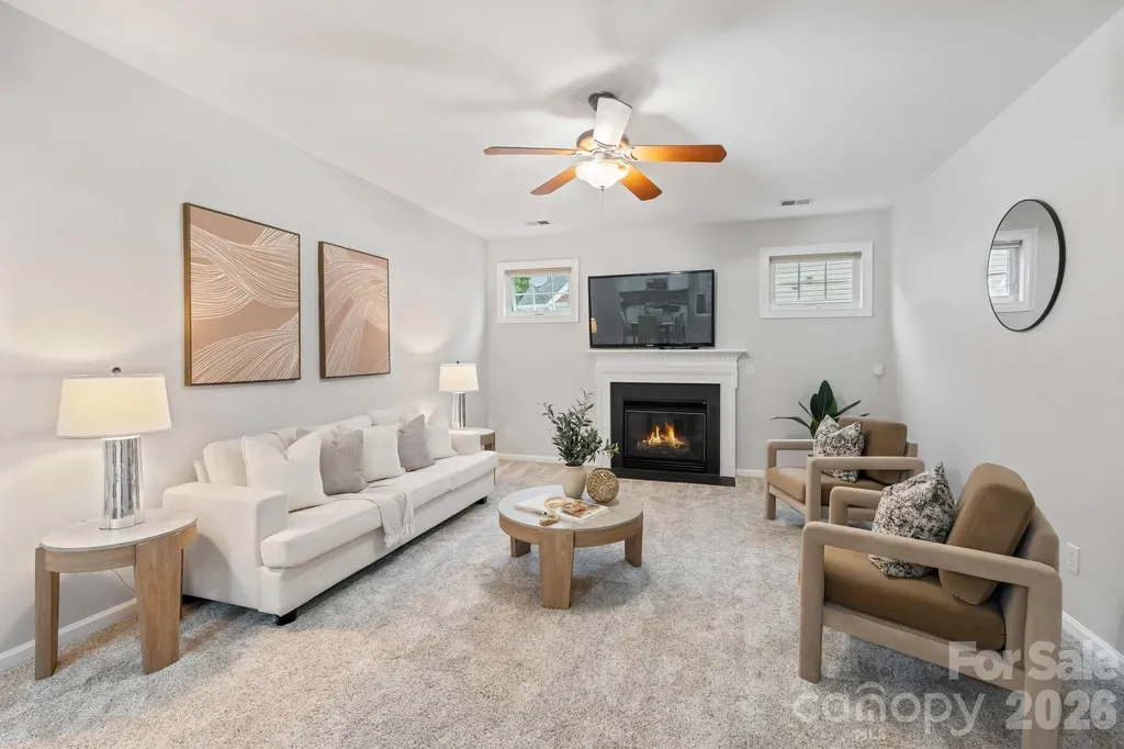 2435 Smith Cove Road Denver NC 28037