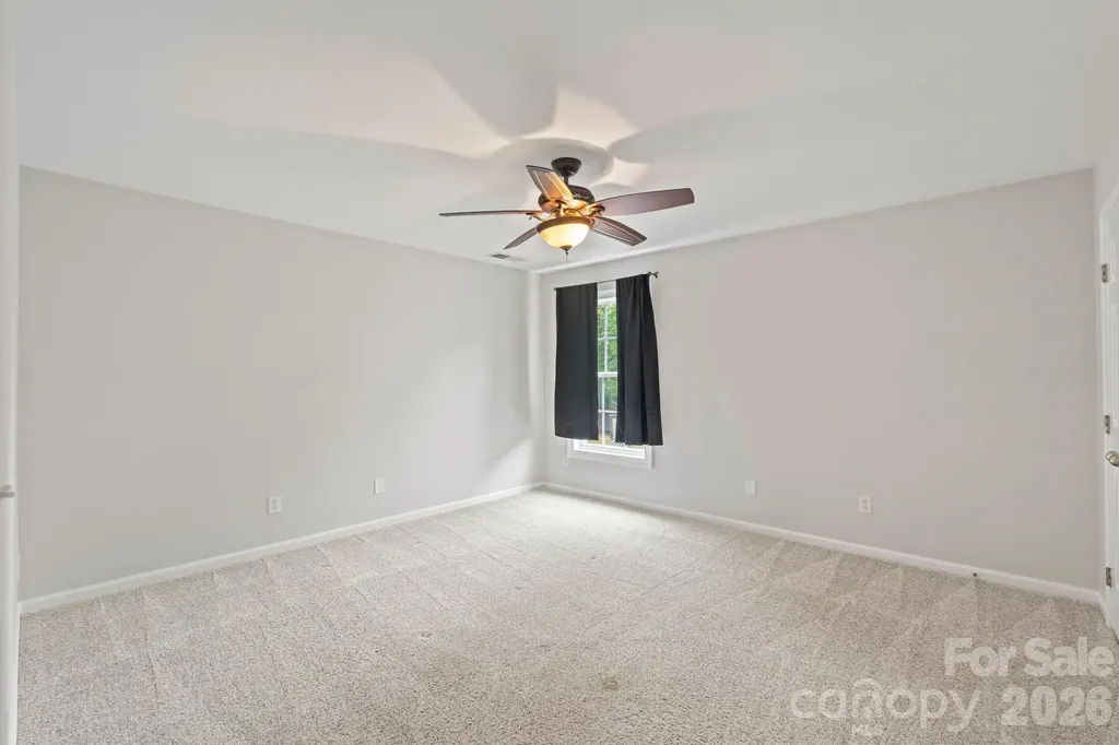 2435 Smith Cove Road Denver NC 28037