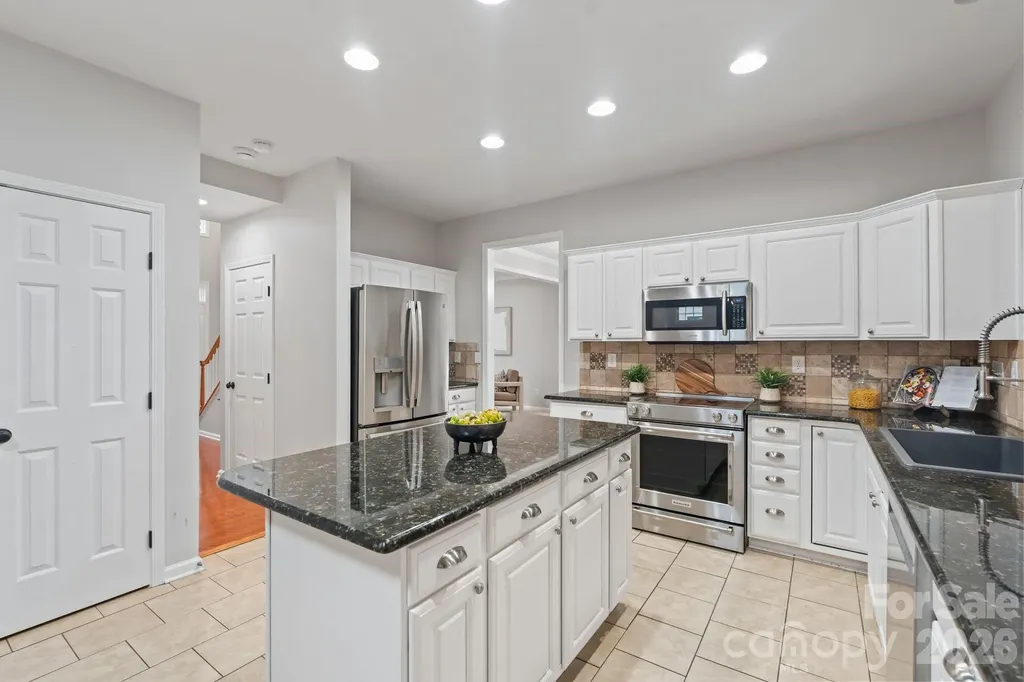 2435 Smith Cove Road Denver NC 28037