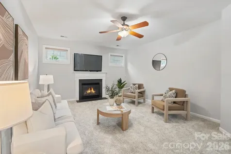 2435 Smith Cove Road Denver NC 28037