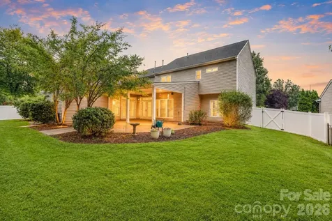 2435 Smith Cove Road Denver NC 28037