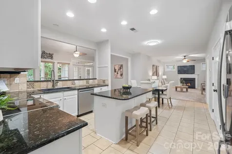 2435 Smith Cove Road Denver NC 28037