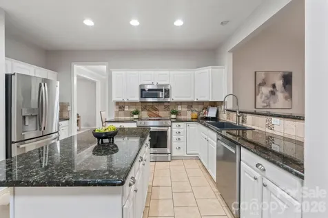 2435 Smith Cove Road Denver NC 28037