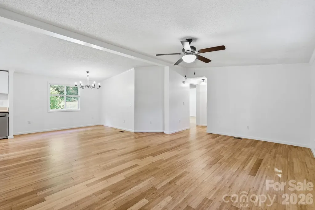118 Heather Drive Asheville NC 28806