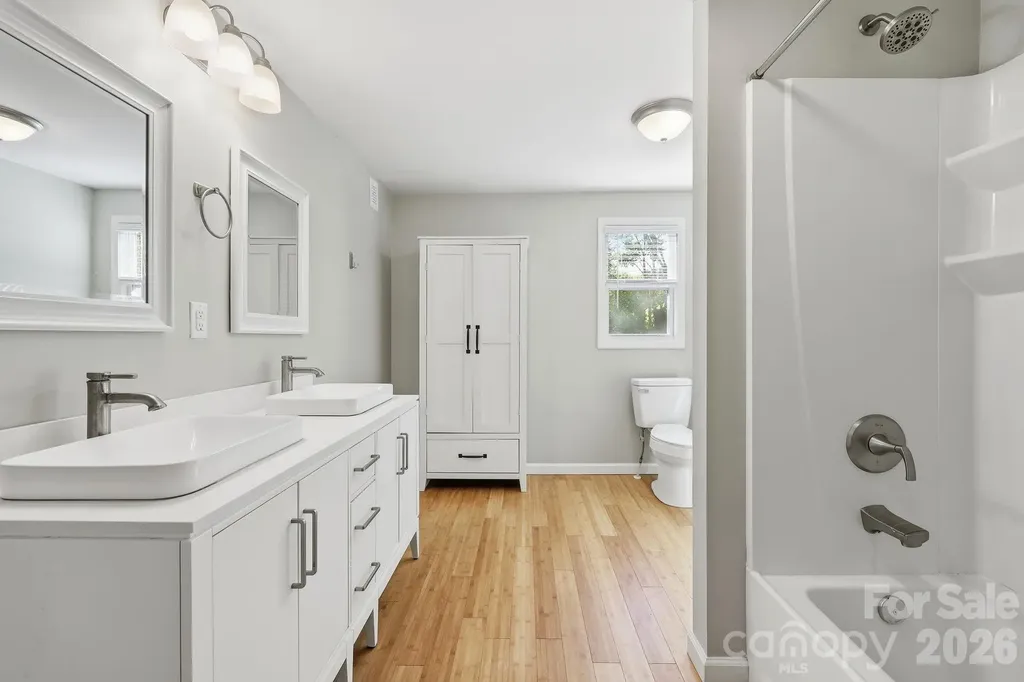 118 Heather Drive Asheville NC 28806
