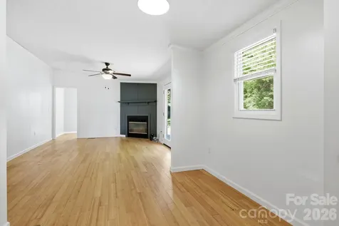 118 Heather Drive Asheville NC 28806