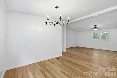 118 Heather Drive Asheville NC 28806